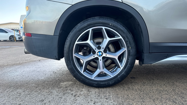 BMW X1 xDrive 20i xLine 5dr Step Auto Petrol Estate